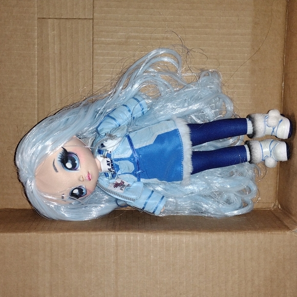 Na Na Na Surprise Doll - Picture 2 of 4